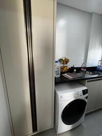Apartamento de 3 dormitorios, 2 de ellos suites.