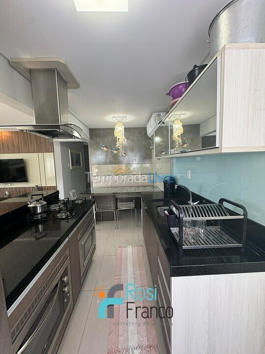 Apartment for vacation rental in Itapema (Meia Praia Frente Mar)