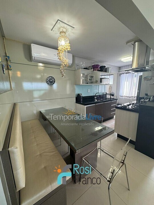 Apartment for vacation rental in Itapema (Meia Praia Frente Mar)