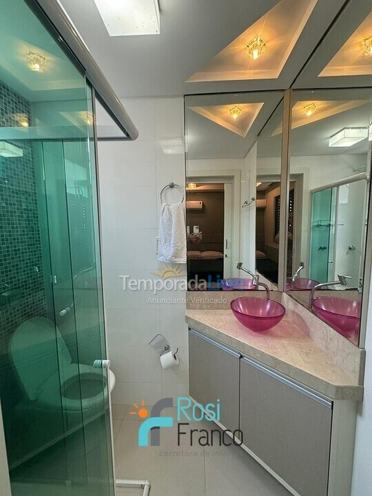 Apartment for vacation rental in Itapema (Meia Praia Frente Mar)
