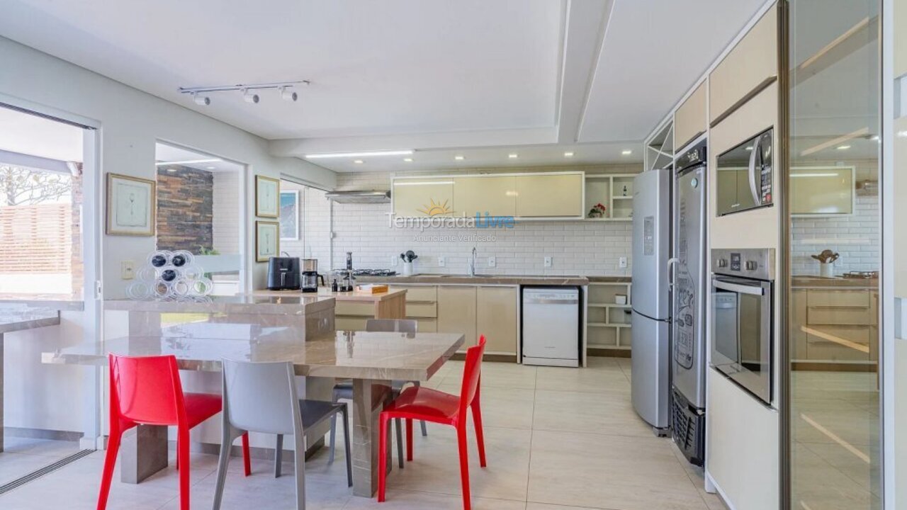 House for vacation rental in Bombinhas (Mariscal)