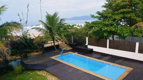 SEASIDE WITH SWIMMING POOL - 05 BEDROOMS - MARISCAL DUPLEX