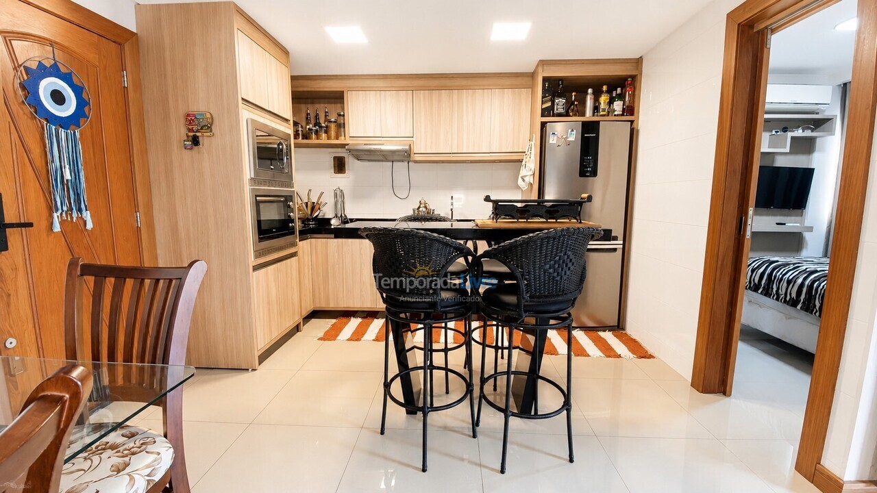 Apartamento para aluguel de temporada em Bombinhas (Praia de Bombinhas)