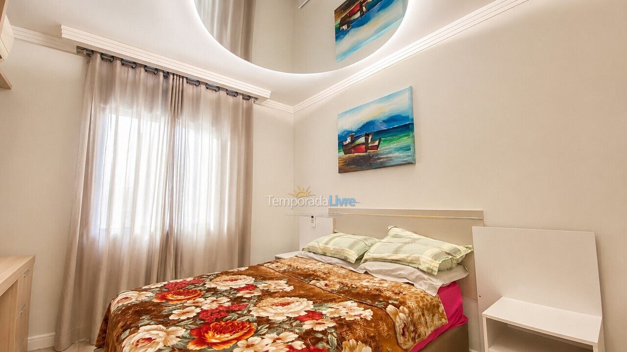Apartamento para aluguel de temporada em Bombinhas (Praia de Bombinhas)