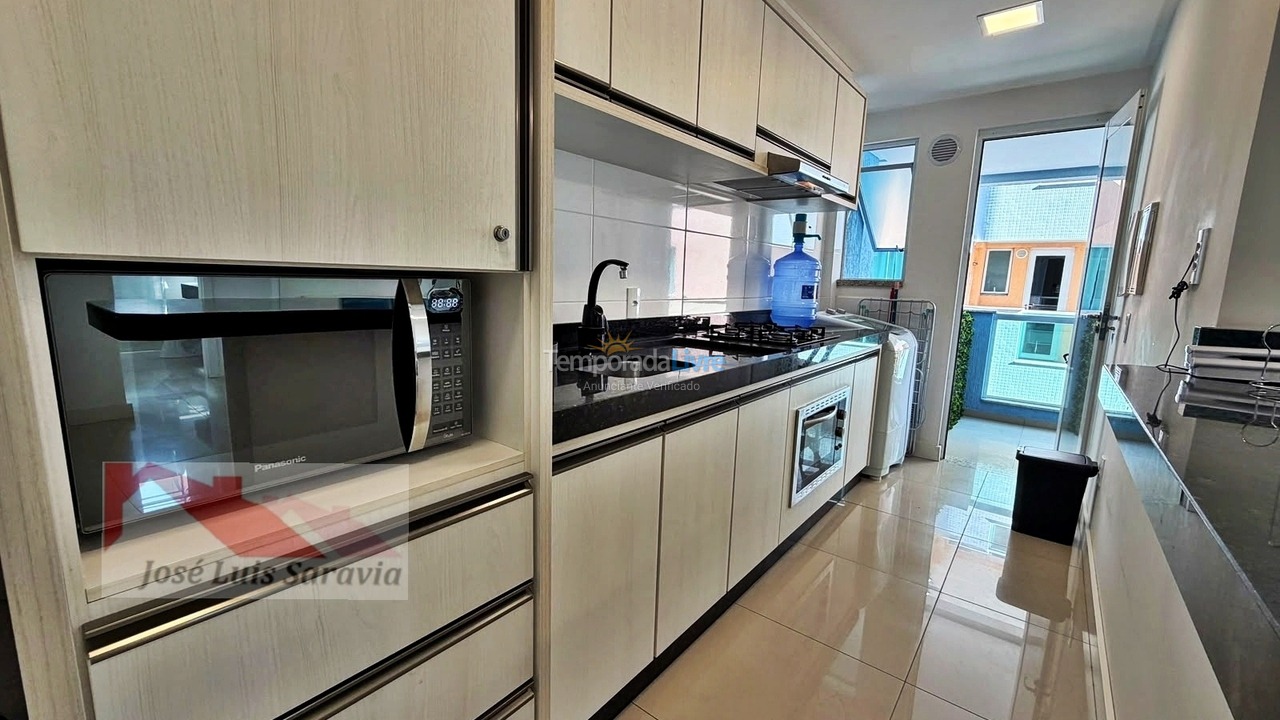 Apartamento para aluguel de temporada em Bombinhas (Praia de Bombas)