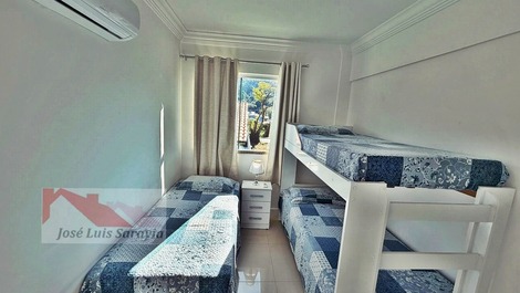 Quarto de solteiro com ar condicionado