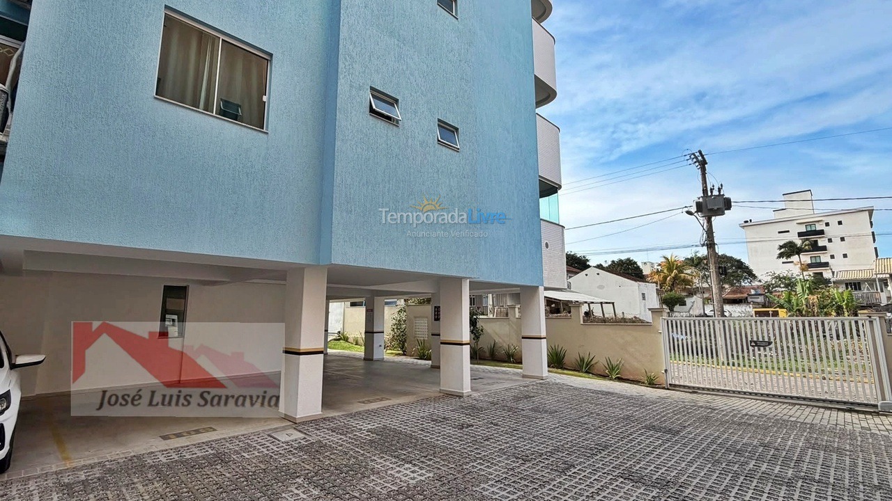 Apartamento para aluguel de temporada em Bombinhas (Praia de Bombas)