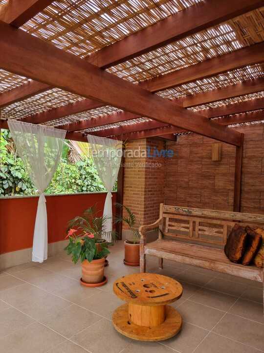 Casa para alquiler de vacaciones em Arraial D'ajuda (Alto da Pitinga)