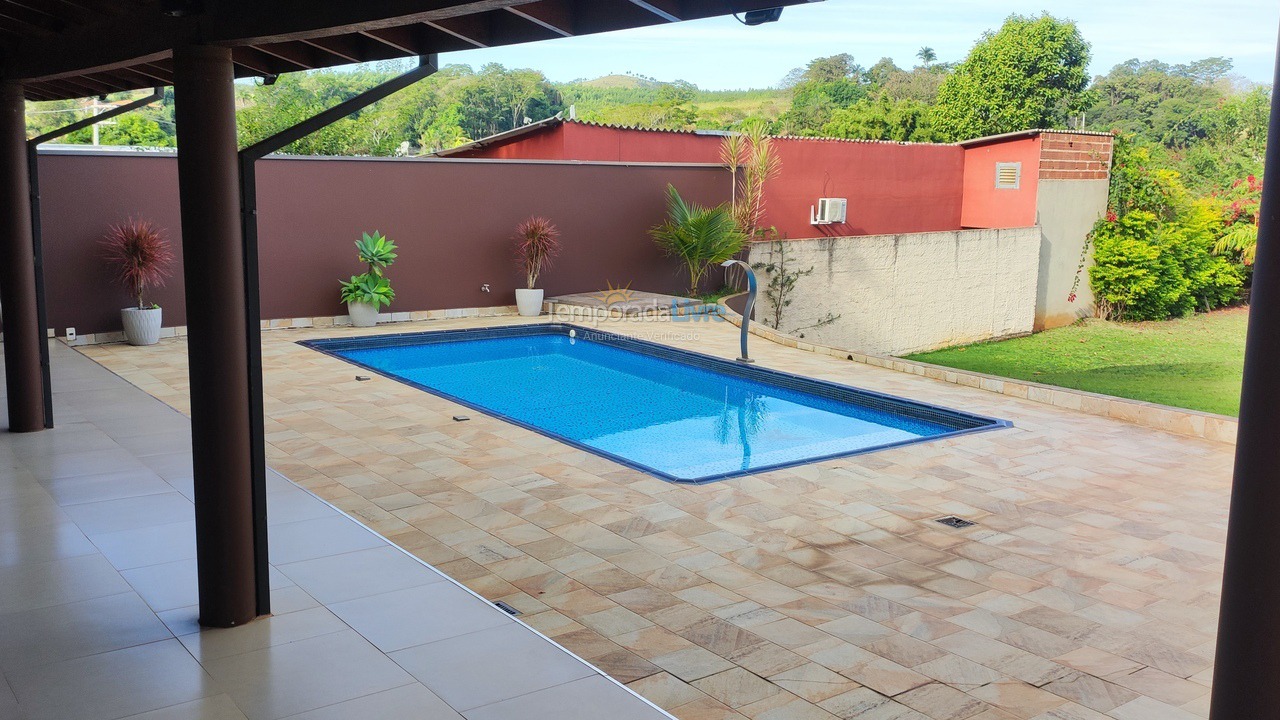 Ranch for vacation rental in Itapira (Bairro do Tanquinho)