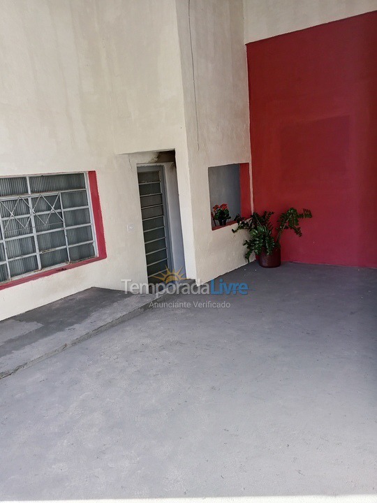 Casa para aluguel de temporada em Bragança Paulista (Jardim Morumbi)