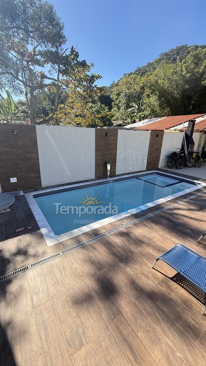 Casa para alquiler de vacaciones em Caraguatatuba (Martim de Sá)