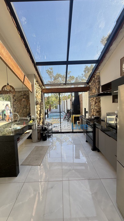 Casa para alquiler de vacaciones em Caraguatatuba (Martim de Sá)