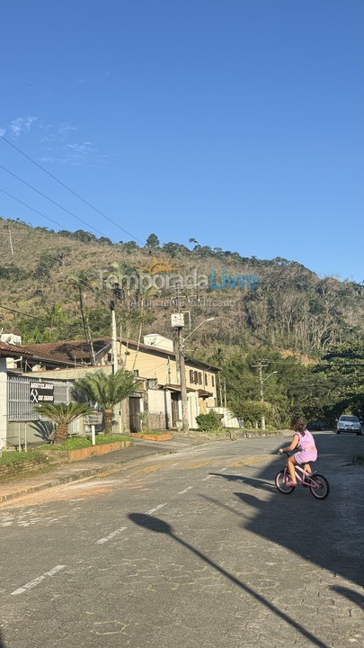 Casa para alquiler de vacaciones em Caraguatatuba (Martim de Sá)