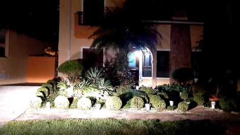 A RETREAT FOR YOUR FAMILY, PARADISE BEACH RESIDENCE, SWIMMING POOL, 3 SUITES.