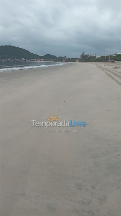 Casa para aluguel de temporada em São Francisco do Sul (Enseada)