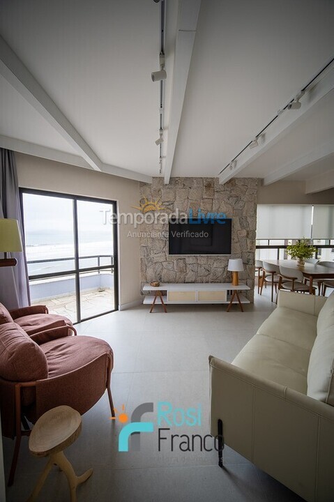 Apartamento para alquiler de vacaciones em Itapema (Meia Praia Quadra do Mar)