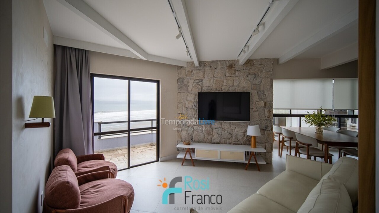 Apartamento para alquiler de vacaciones em Itapema (Meia Praia Quadra do Mar)