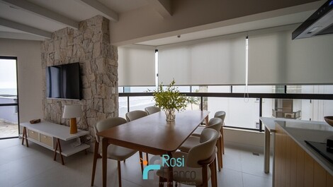 Apartamento de 3 habitaciones con vista al mar en Meia Praia, Carolina del Sur.