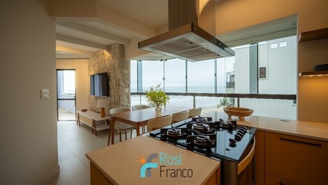 Apartamento de 3 habitaciones con vista al mar en Meia Praia, Carolina del Sur.