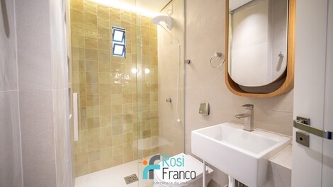 Apartamento de 3 habitaciones con vista al mar en Meia Praia, Carolina del Sur.