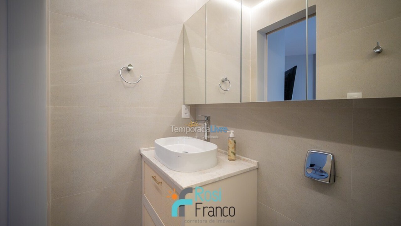 Apartamento para alquiler de vacaciones em Itapema (Meia Praia Quadra do Mar)