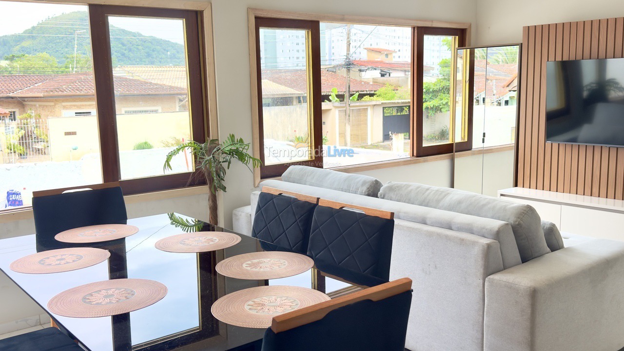Casa para aluguel de temporada em São Paulo (Martin de Sa)