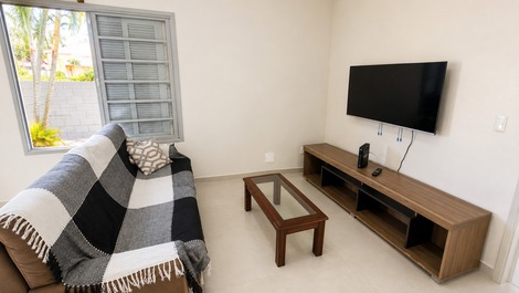 Casa para Temporada | Conforto, Lazer e Excelente Localização.
