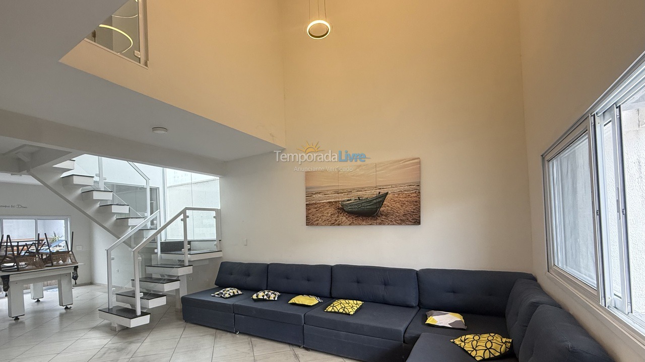Casa para alquiler de vacaciones em Caraguatatuba (Martim de Sá)