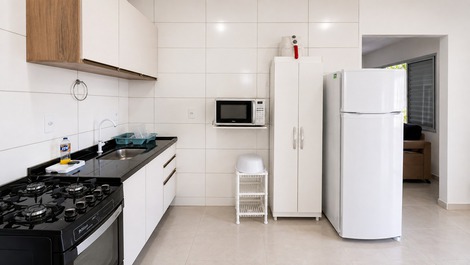 Casa para Temporada | Conforto, Lazer e Excelente Localização.