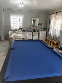 Casa acomoda até 10 pessoas