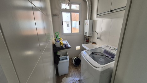 Beautiful 3-bedroom apartment 50m from the beach.