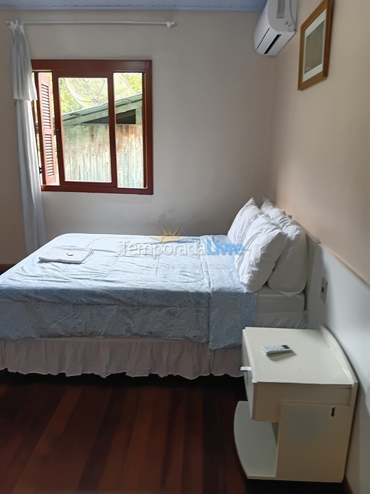 Casa para aluguel de temporada em Gramado (Piratini)
