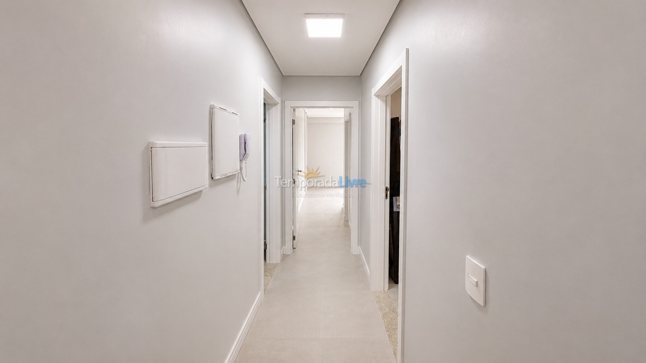 Apartamento para aluguel de temporada em Florianopolis (Canasvieiras)