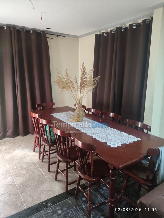 Casa para aluguel de temporada em Cabo Frio (Unamar)