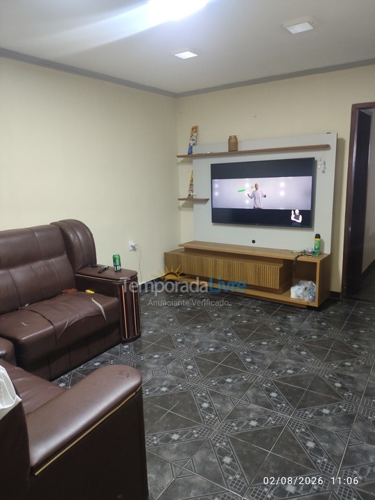 Casa para aluguel de temporada em Cabo Frio (Unamar)