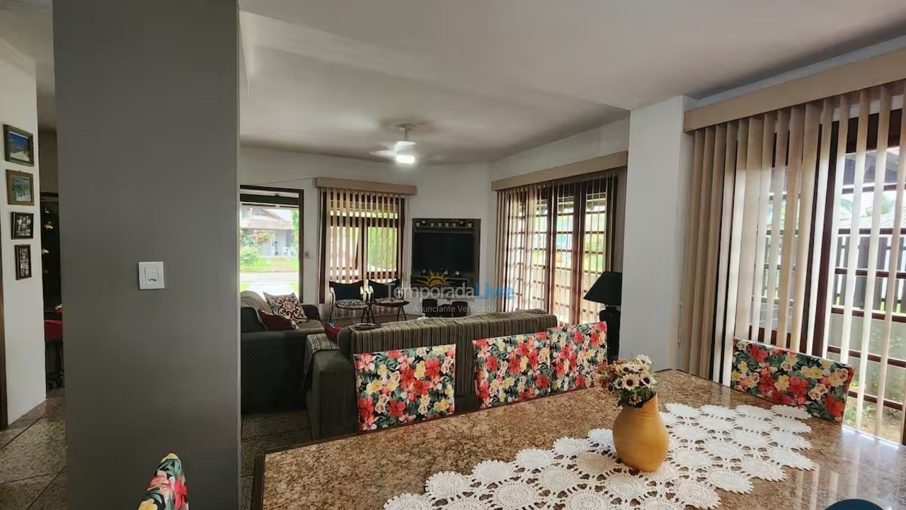 Casa para alquiler de vacaciones em Florianopolis (Jurerê Internacional)