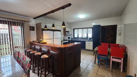 Gran casa para disfrutar de tus vacaciones en Jurerê