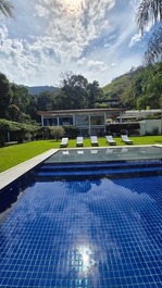 Mansion in Angra dos Reis/Porto Galo with private beach.