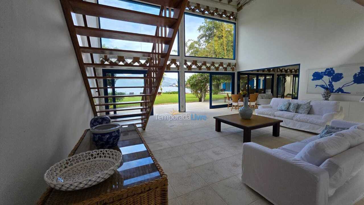 House for vacation rental in Angra Dos Reis (Portogalo)