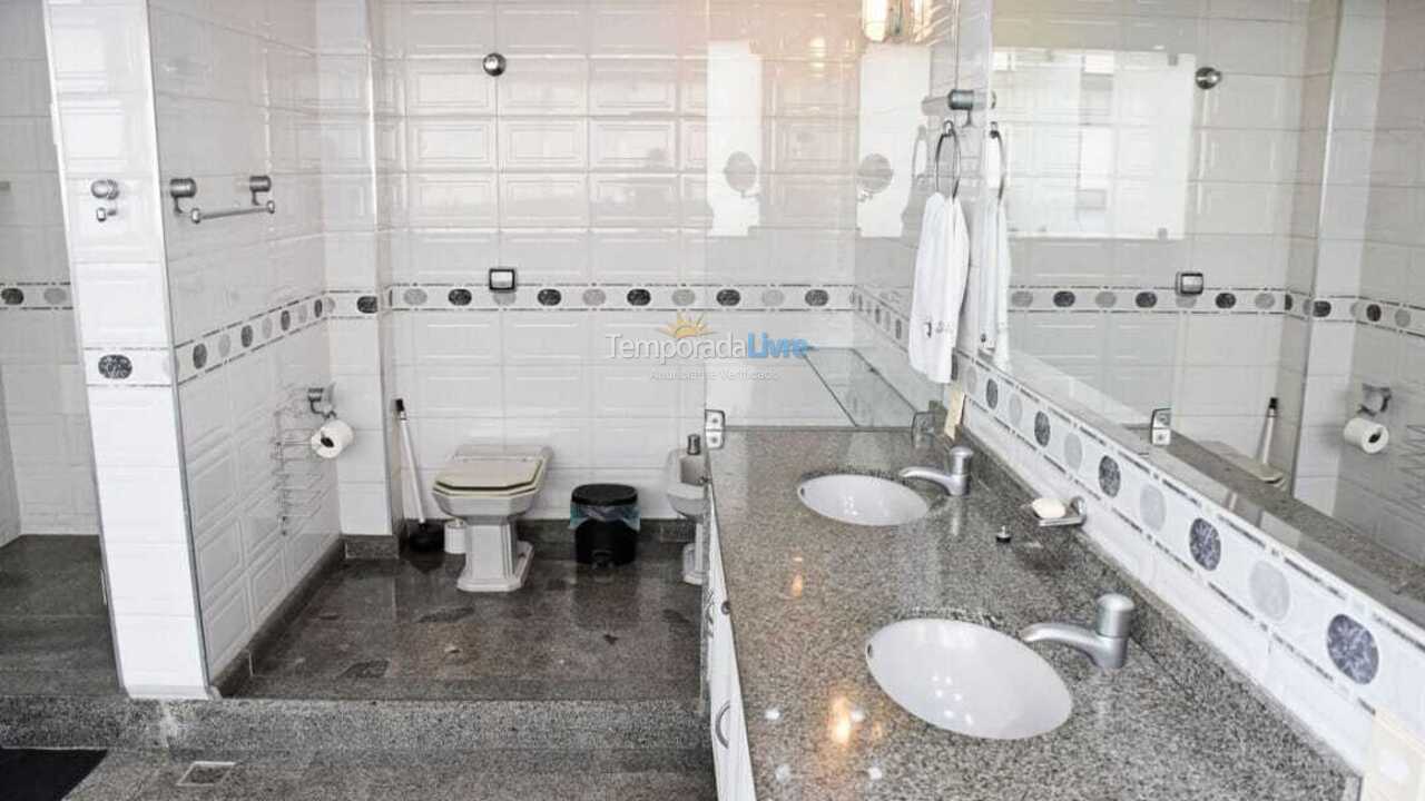 Apartamento para aluguel de temporada em Rio de Janeiro (Copacabana)