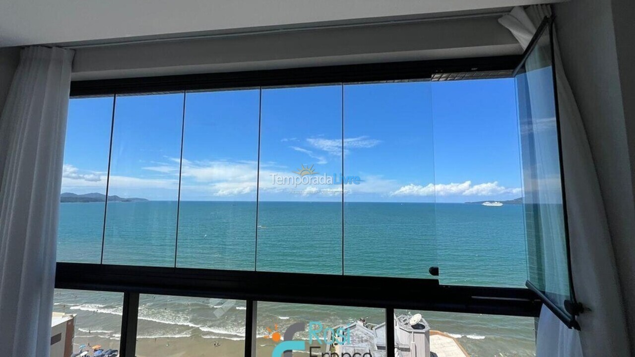 Apartment for vacation rental in Itapema (Meia Praia Quadra do Mar)