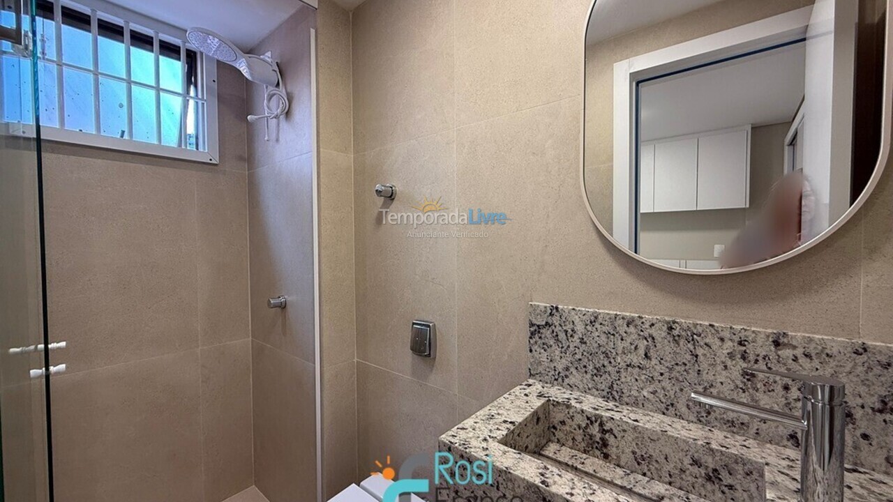 Apartment for vacation rental in Itapema (Meia Praia Frente Mar)