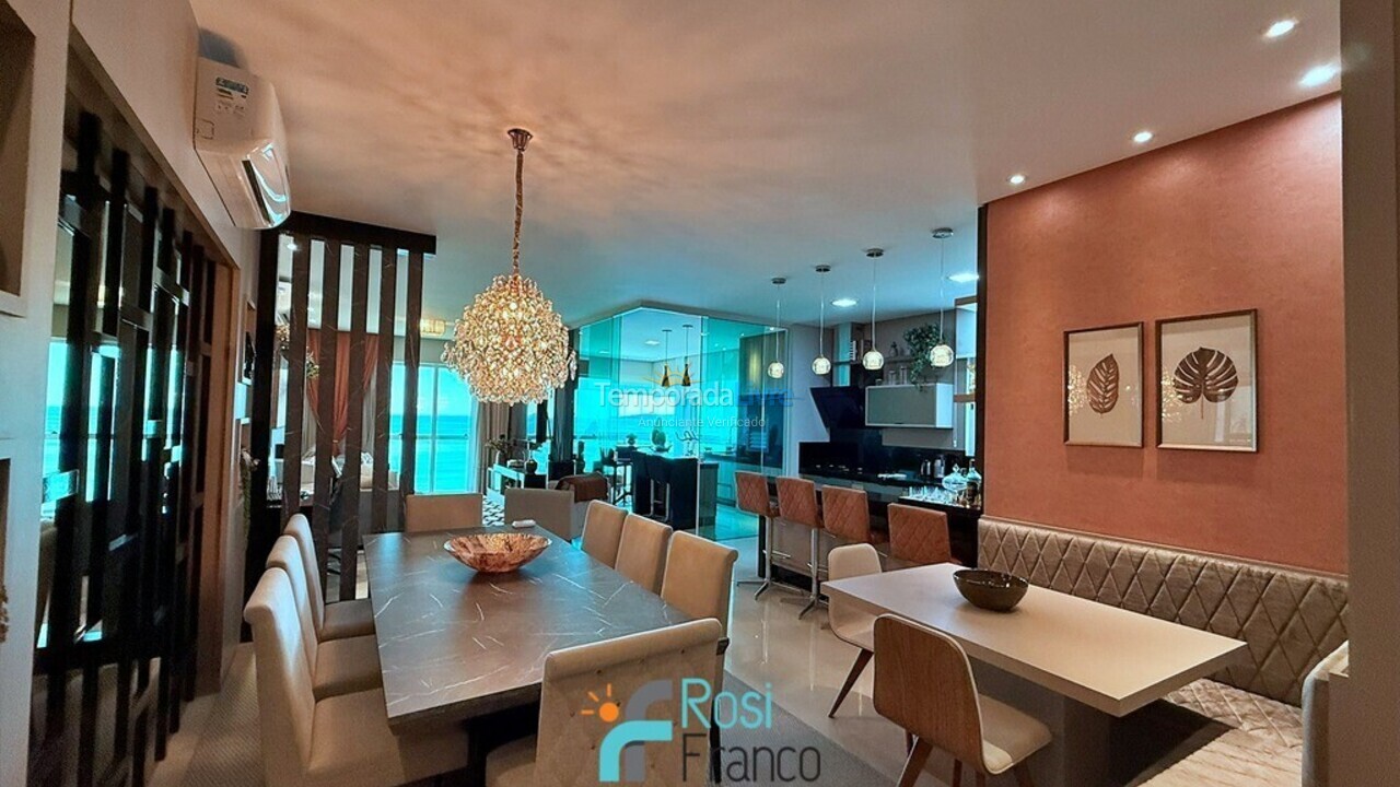 Apartamento para aluguel de temporada em Itapema (Meia Praia Frente Mar)
