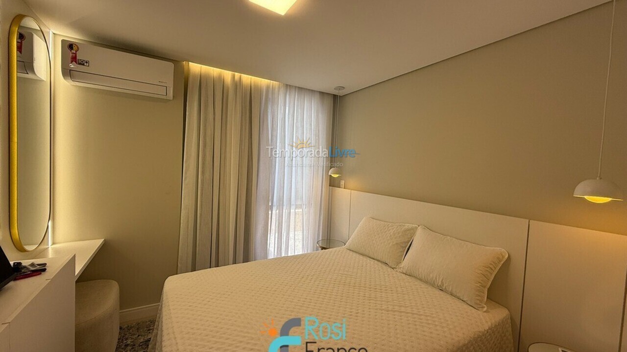 Apartment for vacation rental in Itapema (Meia Praia Frente Mar)
