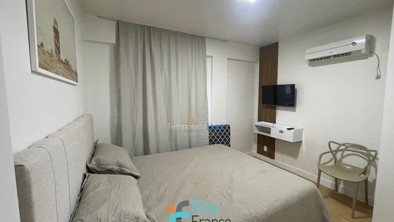 Apartamento para alquiler de vacaciones em Itapema (Meia Praia Quadra do Mar)