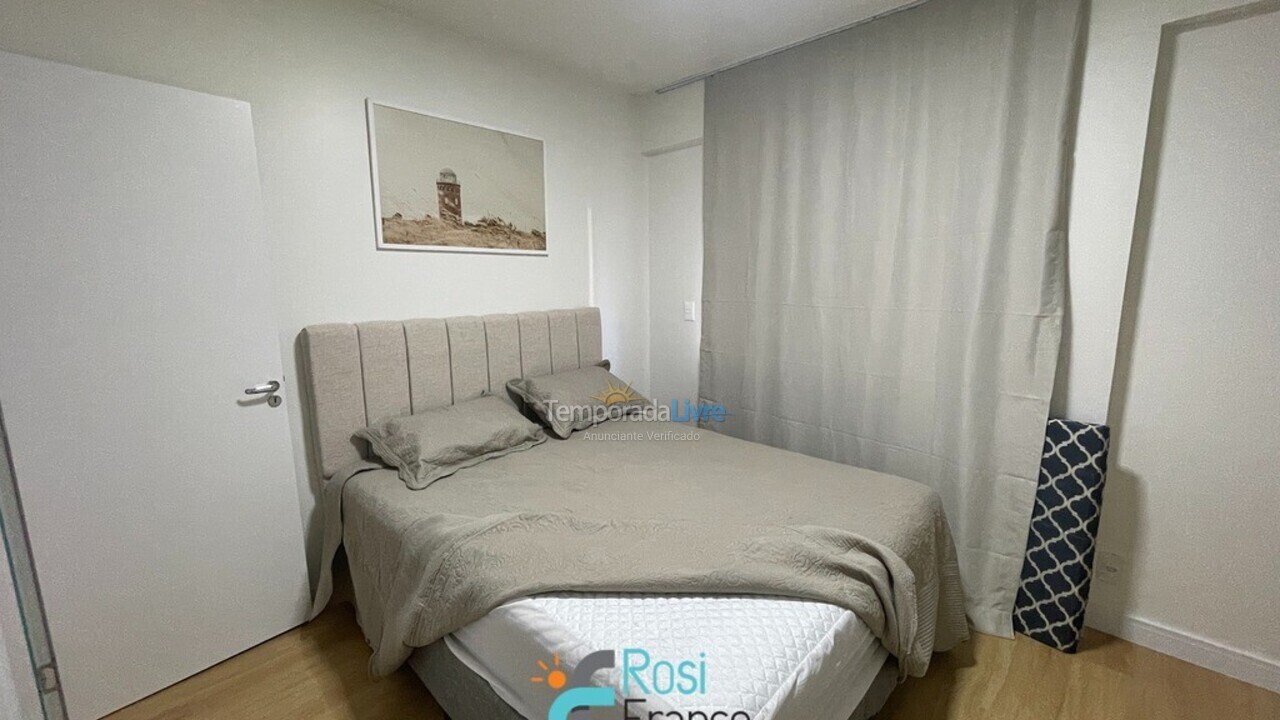 Apartamento para alquiler de vacaciones em Itapema (Meia Praia Quadra do Mar)