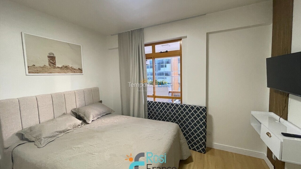 Apartamento para alquiler de vacaciones em Itapema (Meia Praia Quadra do Mar)