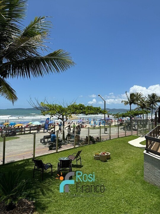 Apartment for vacation rental in Itapema (Meia Praia Frente Mar)