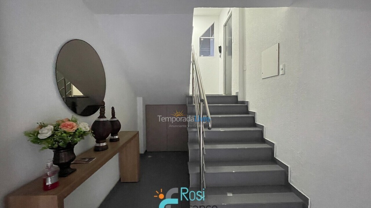 Apartamento para alquiler de vacaciones em Itapema (Meia Praia Quadra do Mar)