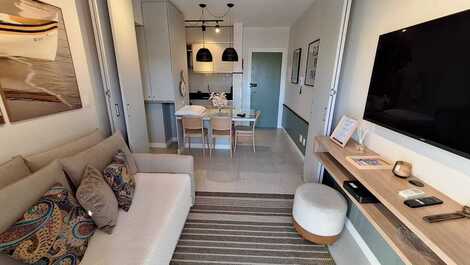 🏖️🌴 1 BEDROOM APARTMENT JUST ONE AND A HALF BLOCKS FROM THE BEACH